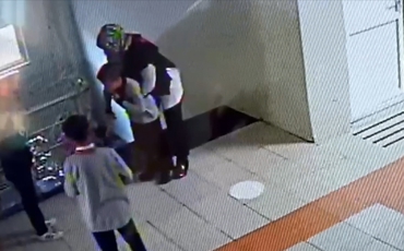 Erzurum'da nefes borusuna yiyecek kaçan öğrenci, öğretmenin Heimlich manevrasıyla kurtarıldı